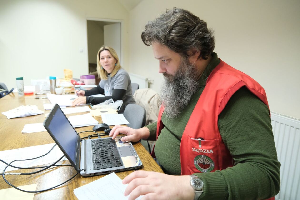  Zawody strzeleckie o Puchar Niepodległości (zdjęcie 31) - Autor: DW