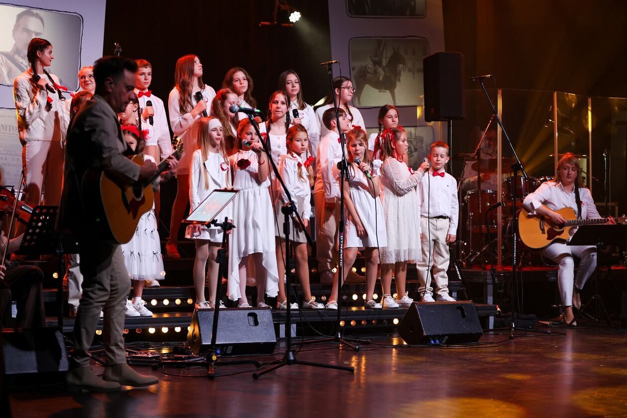  Święto Niepodległości w Chełmie  (zdjęcie 38) - Autor: Chełmski Dom Kultury/fb