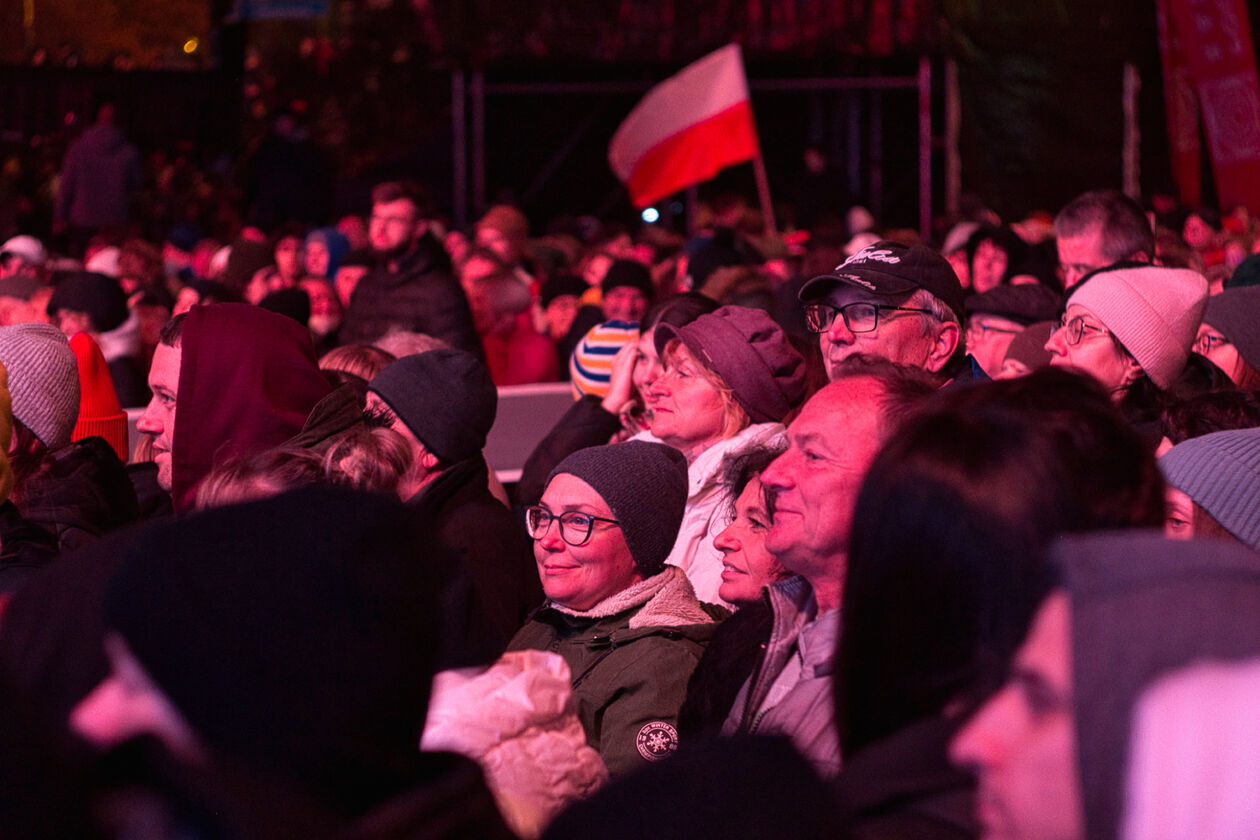  Polska na TAK! - Koncert na Placu Zamkowym (zdjęcie 34) - Autor: Michał Żyszkiewicz