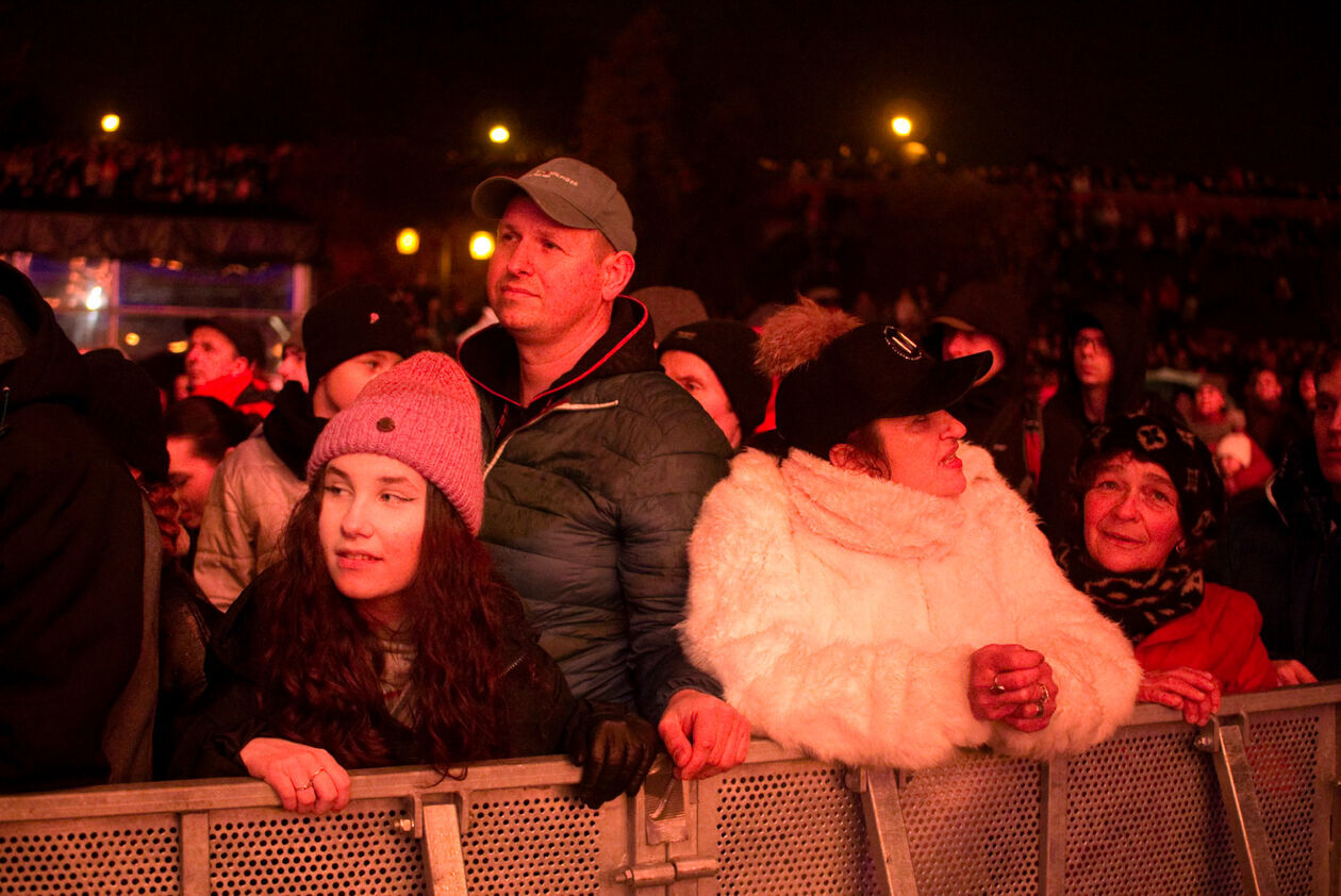  Polska na TAK! - Koncert na Placu Zamkowym (zdjęcie 40) - Autor: Michał Żyszkiewicz