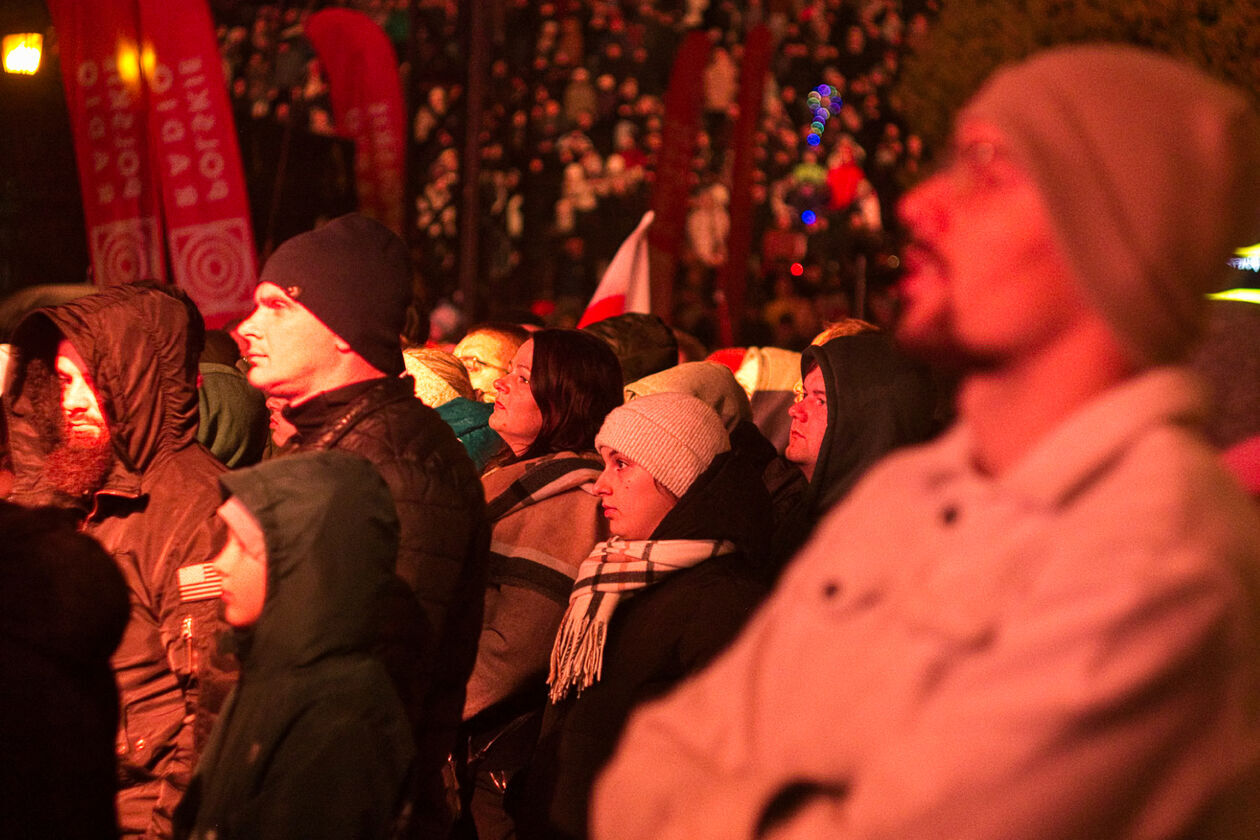  Polska na TAK! - Koncert na Placu Zamkowym (zdjęcie 11) - Autor: Michał Żyszkiewicz