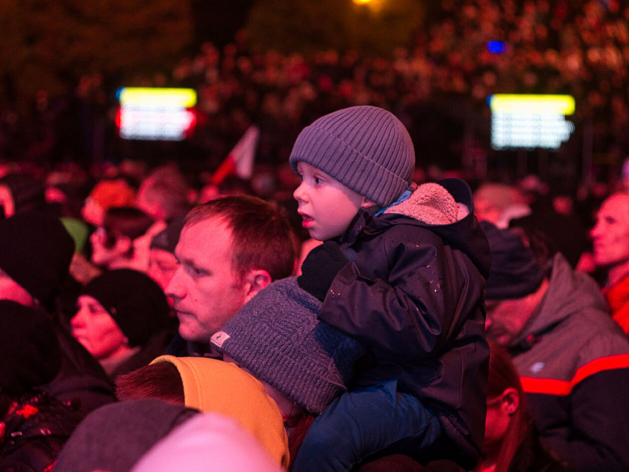  Polska na TAK! - Koncert na Placu Zamkowym (zdjęcie 32) - Autor: Michał Żyszkiewicz