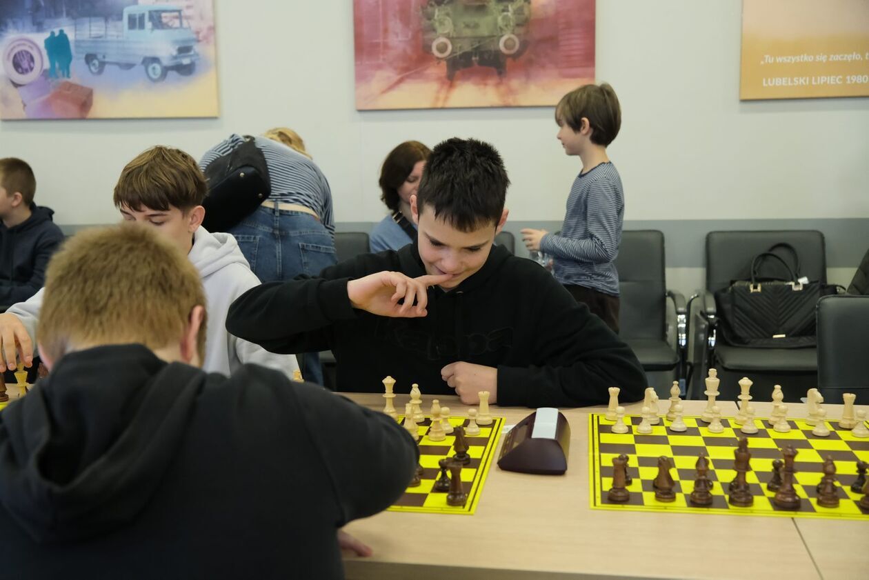  Turniej szachowy w IPN Lublin (zdjęcie 10) - Autor: DW