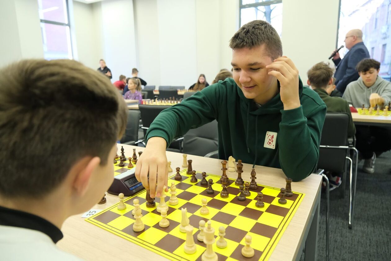  Turniej szachowy w IPN Lublin (zdjęcie 7) - Autor: DW