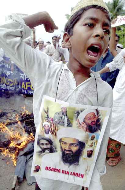 Ameryka jest zła, Bin Laden jest dobry... Demonstracja w Bangladeszu