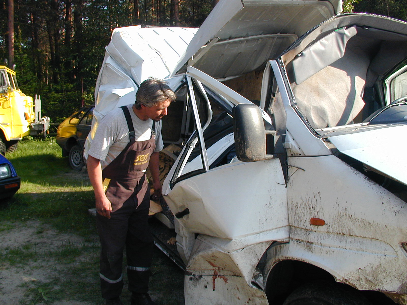 Samochód został doszczętnie zniszczony - mówi Cezary Szewc z Pomocy Drogowej SOS w Biłgoraju