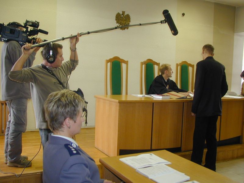 Precedensową w Polsce rozprawę przed bialskim sądem grodzkim rejestruje  TVN, która za kilka dni wye