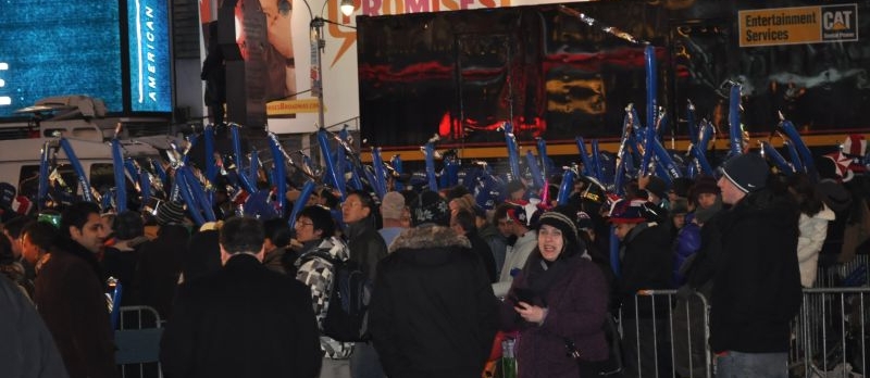Nowy Jork wita Nowy Rok na Time Square w obecności setek tysięcy osób z całego świata (Piotr Parchet