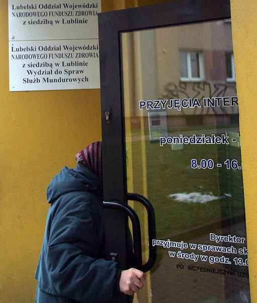 Psychiatrzy będą protestować przed siedzibą NFZ na ul. Szkolnej w Lublinie (Karol Zienkiewicz / Arch