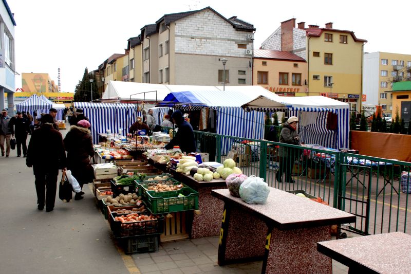 Ryneczek przy ul. Orzeszkowej w Zamościu jest bardzo popularny, ale nie prezentuje się najlepiej (Bo