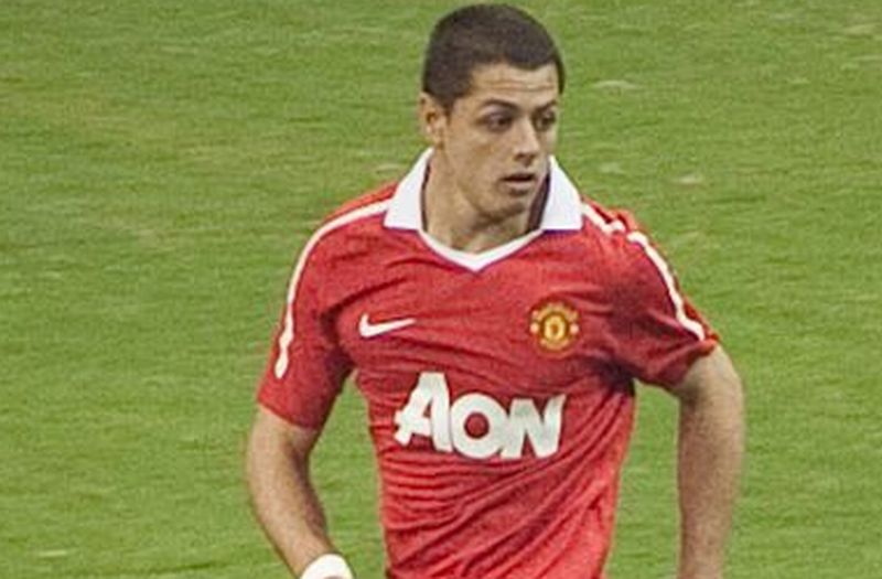 Javier Hernandez zdobył pierwszego gola dla Manchesteru United  we wtorkowym meczu z Chelsea (Ed Sch