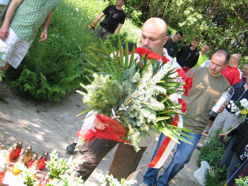 Mieszkańcy Horodła pojechali na Ukrainę, by pokazać, że Polacy pamiętają o swoich bohaterach (Leszek