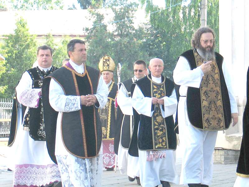 Mszy świętej w łuckiej katedrze, w której wzięli udział Polacy i Ukraińcy, przewodniczył bp Marcjan 