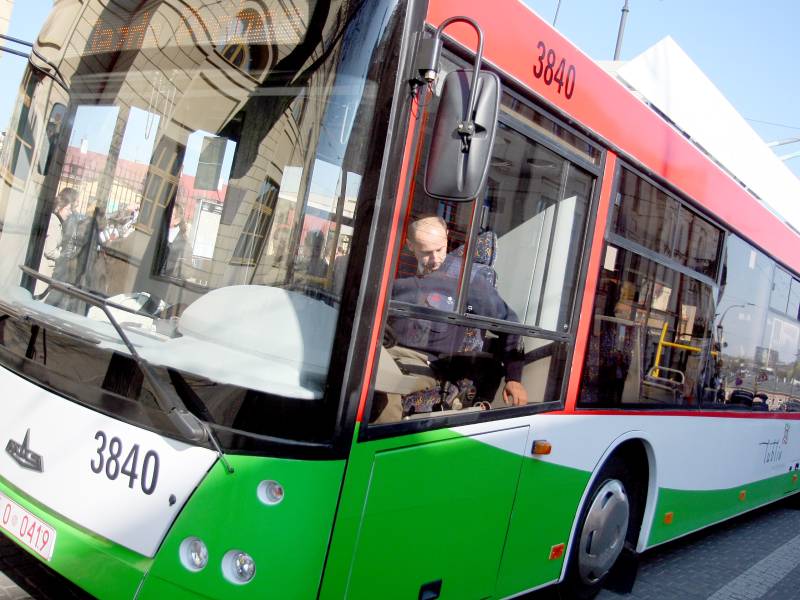Po mieście jeździ coraz więcej nowych trolejbusów, teraz będzie przybywać też trakcji (Jacek Świercz