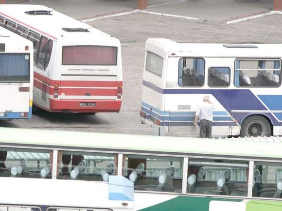 PKS "Wschód” SA w Lublinie kupiła aż 14 autobusów, które miały powyżej 15 lat – (Archiwum)