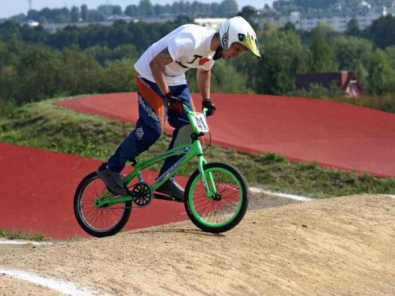 Zawody na torze rowerowym w Lublinie: Puchar Lubelszczyzny 4X/BMX Racing  (Fotonews/ Moje Miasto Lub