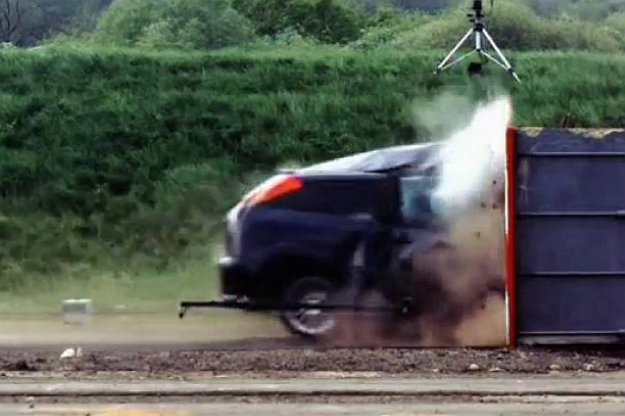 Do testu posłużyła druga generacja forda focusa (Fifth Gear / youtube)