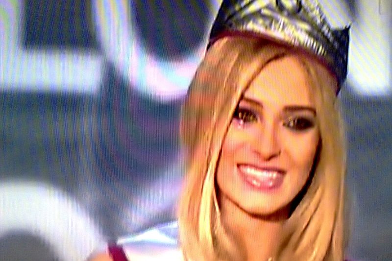 Marcelina Zawadzka to nowa Miss Polonia 2011 (Kadr z finału wyborów)