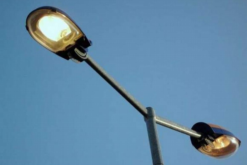 Na początku kwietnia władze Białej Podlaskiej wpadły na pomysł, żeby wyłączyć część ulicznych latarn