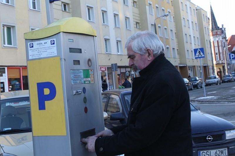 Parkometry działają w wielu polskich miastach np. w Słupsku (na zdjęciu) (GS 24)