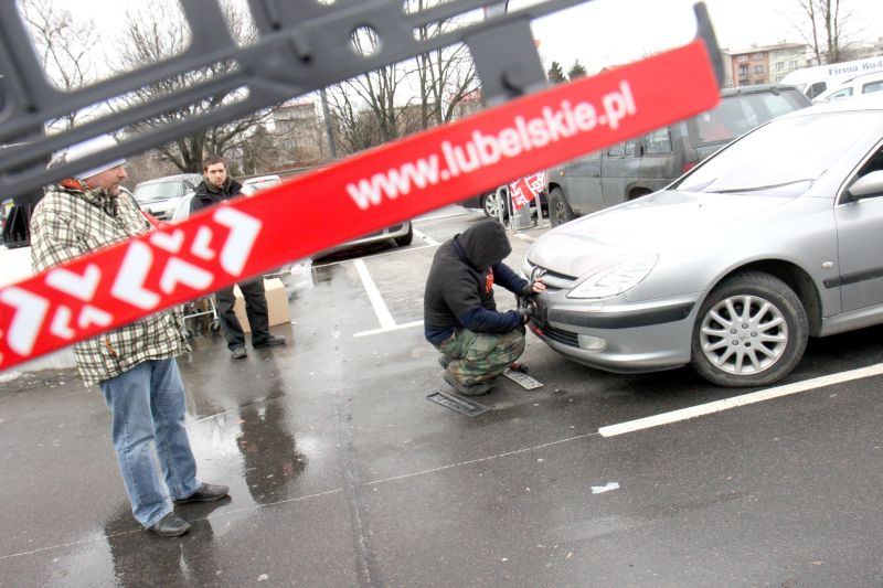 Na ramkach umieszczona jest "Elka”, czyli stylizowana litera nawiązująca do regionu lubelskiego. To