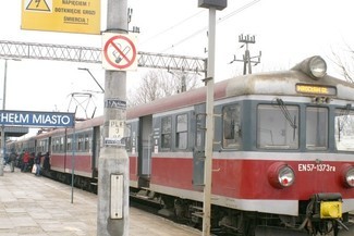 Zdaniem podróżnych, pokonanie takim pociągiem ponad 600-kilometrowej trasy, to koszmar (Witold Radwa