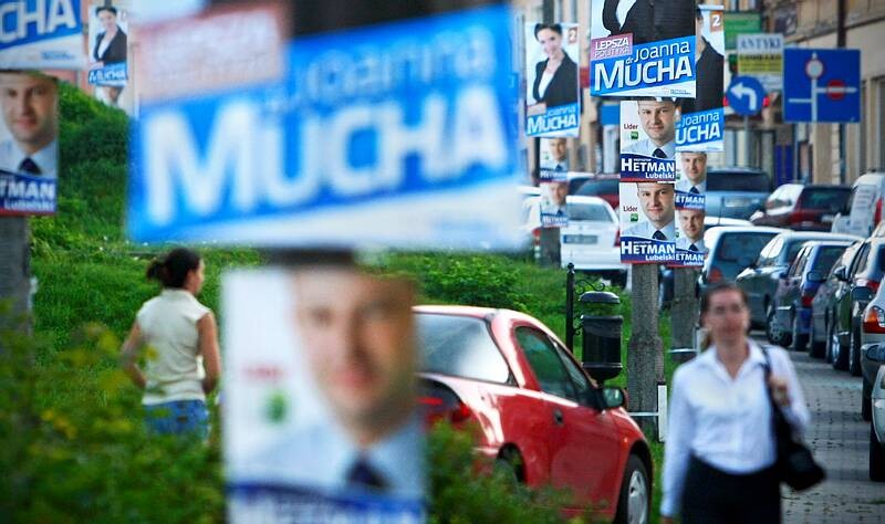 Radni zgodzili się na podniesienie stawek za wieszanie plakatów wyborczych są w Lublinie (Bartłomiej