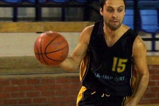 Koszykarze Matematyki nadal mają szanse na obronę mistrzowskiego tytułu sprzed roku (Archiwum)