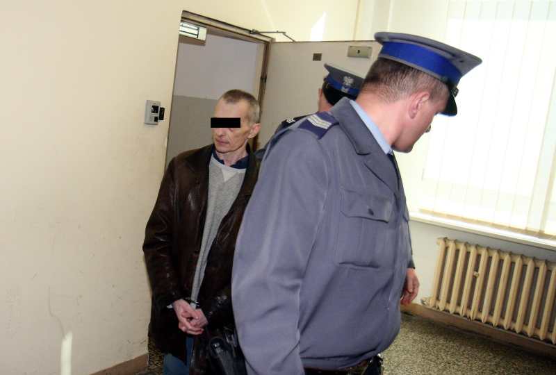 50-letni dentysta głodówkę zaczął jeszcze w areszcie w Warszawie. Do Lublina przywieziono go 4 kwiet