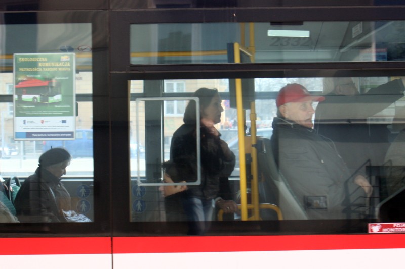 Do groźnie wyglądającego wypadku doszło w miejskim autobusie (Jacek Świerczyński / Archiwum)