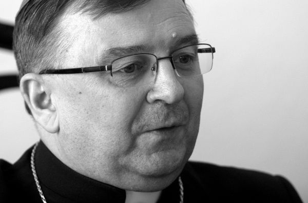 Pieniądze przyznano w ramach Funduszu Stypendialnego im. Arcybiskupa Józefa Życińskiego "Świadkowie