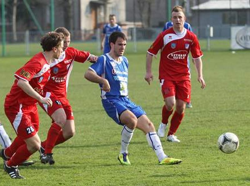 Kamil Stachyra podczas meczu Stali Rzeszów z Jeziorakiem Iława (Krzysztof Kapica/Nowiny)