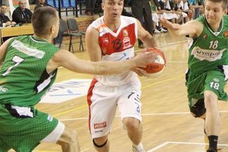 Po dwóch meczach Wikana-Start Lublin remisuje z MOSiR Krosno 1:1 (MACIEJ KACZANOWSKI)