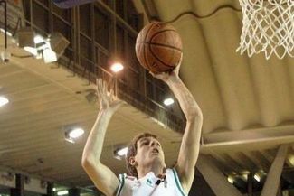 Koszykarze Novum pokonali w pierwszym meczu fazy play-off Tur Bielsk Podlaski 85:81 (Maciej Kaczanow