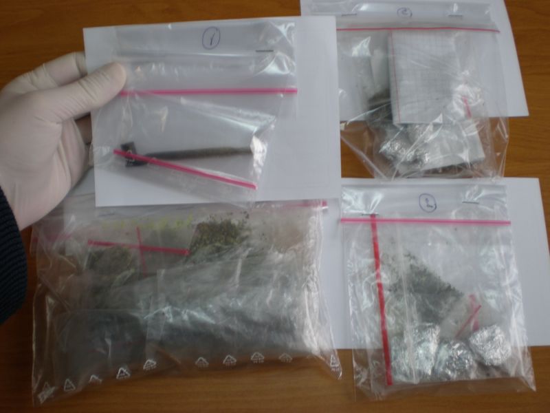 Policja zarekwirowała znalezione przy 19-latku narkotyki (KPP Biłgoraj)