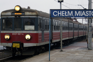 Dla podróżnych dotarcie z Chełma do Wrocławia takim pociągiem to istna katorga
 (Czytelnik)