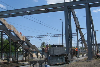 Kolejarze z Krakowa mają wyremontować kładkę przed końcem września
 (Jacek Barczyński)