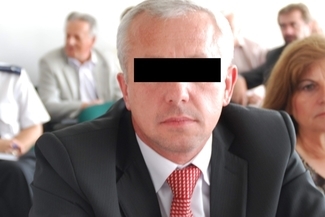 Za rezygnacja Sławomira H. z pracy w radzie opowiedziało się 10 radnych, a siedmiu wstrzymało się od