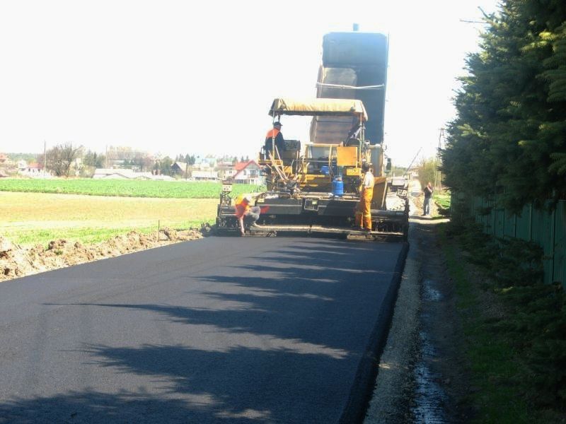 Dobiega końca przebudowa drogi Kalinówka – Wilczopole w gminie Głusk. To kilka miesięcy przed termin