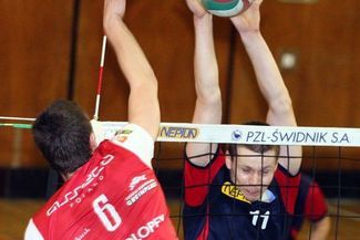 Avia przegrała w środę z AKS Rzeszów 2:3 (JACEK ŚWIERCZYŃSKI)