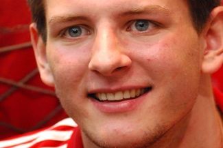 Bartosz Kurek i jego koledzy w piątek zaczynają rywalizację w Lidze Światowej (Wikipedia)