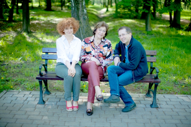 Od lewej siedzą: Judyta Watoła, prof. Ariadna Gierek-Łapińska i Dariusz Kortko (Bartłomiej Barczyk)