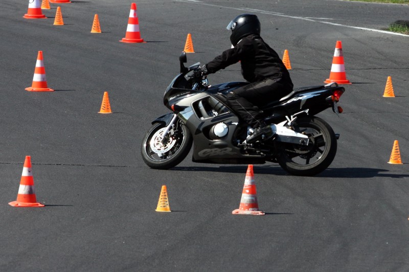 Zajęcia w Motocyklowej Szkole Bezpiecznej Jazdy są bezpłatne (Jacek Świerczyński / Archiwum)
