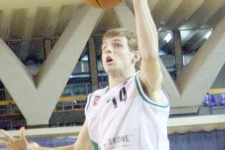 Jakub Karolak będzie teraz grał w pierwszej lidze (MACIEJ KACZANOWSKI)