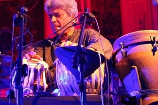 Trilok Gurtu (Łukasz Dudkowski)