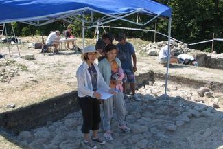 Wśród archeologów są także studenci Uniwersytetu Warszawskiego, a wśród nich dwie Chinki. W ubiegłym