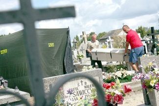 W piątek zwłoki z cmentarza przewieziono do Zakładu Medycyny Sądowej w Lublinie. W przyszłym tygodni