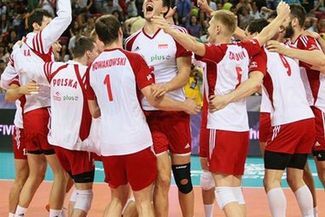 Polscy siatkarze ograli w czwartek Argentynę 3:0 (FIVB.ORG)