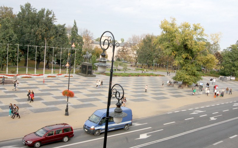 Miasto chce, by przebudowa placu Litewskiego zakończyła się najpóźniej jesienią 2014 r.  (Wojciech N