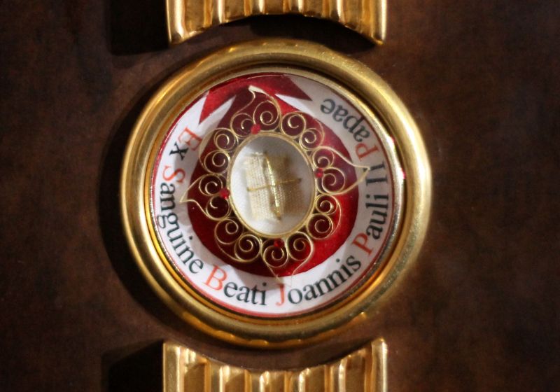 Ampułka z krwią Jana Pawła II trafiła m.in. do kaplicy akademickiej Katolickiego <br />
Uniwersytetu Lube